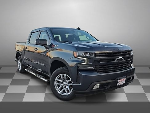 Used 2021 Chevrolet Silverado 1500 RST image 1