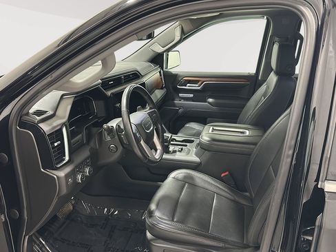 Used 2022 GMC Sierra 1500 Denali AWD/4WD image 19