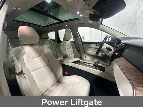 Used 2021 Volvo XC60 T8 Inscription Expression w/ Advanced Package image 17