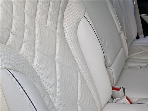 Used 2025 Genesis GV80 3.5T Prestige image 19