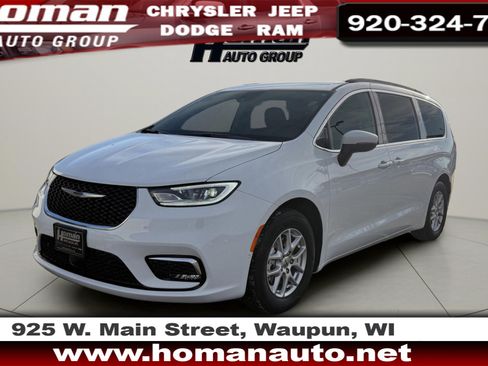Used 2023 Chrysler Pacifica Touring-L image 1
