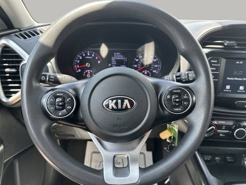 Used 2021 Kia Soul S FWD image 11