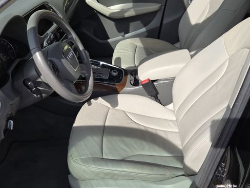 Used 2011 Audi Q5 2.0T Premium Plus image 14