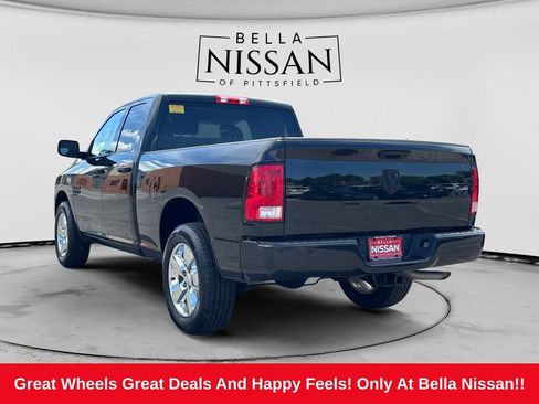 Used 2019 RAM 1500 Express AWD/4WD image 3