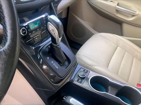 Used 2014 Ford Escape Titanium FWD image 16