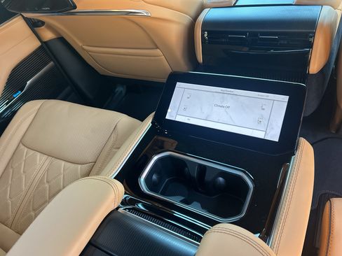 New 2026 Jeep Grand Wagoneer Summit AWD/4WD image 16