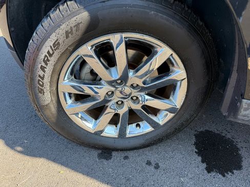 Used 2011 Ford Edge SEL w/ 202A Rapid Spec Order Code image 23