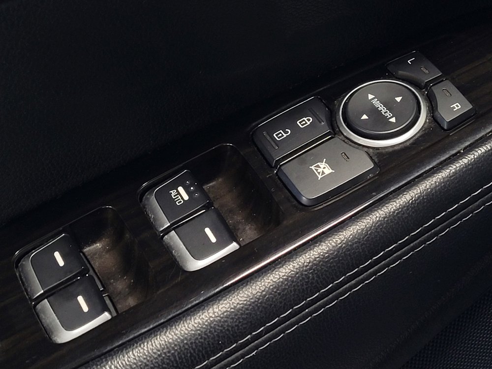 Used 2019 Kia Sorento L FWD image 27