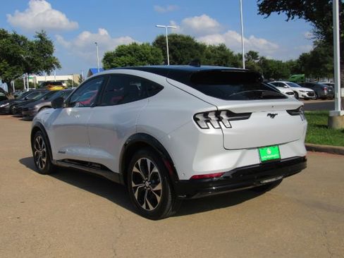 Used 2023 Ford Mustang Mach-E Premium image 14