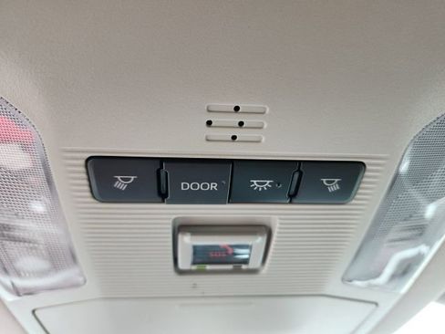 Used 2024 Toyota RAV4 LE image 22