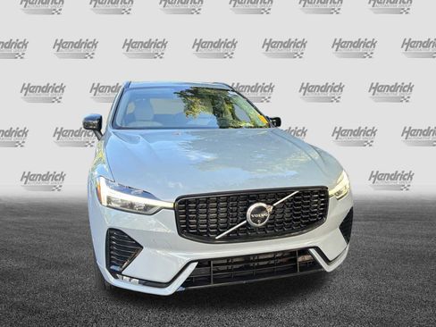 Used 2025 Volvo XC60 B5 Plus w/ Protection Package AWD/4WD image 5
