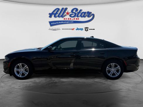 Used 2023 Dodge Charger SXT RWD image 8