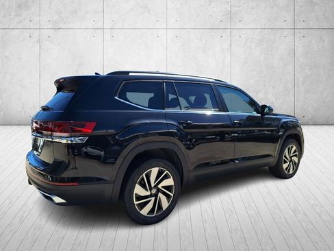 New 2026 Volkswagen Atlas SE image 5