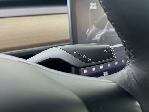 Used 2023 Tesla Model 3 Standard Range RWD image 24