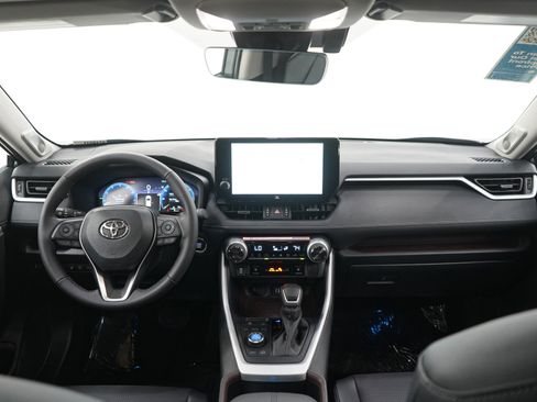 Used 2025 Toyota RAV4 Limited w/ Weather Package AWD/4WD image 13