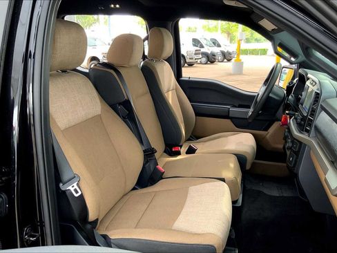 Used 2021 Ford F150 XLT image 8