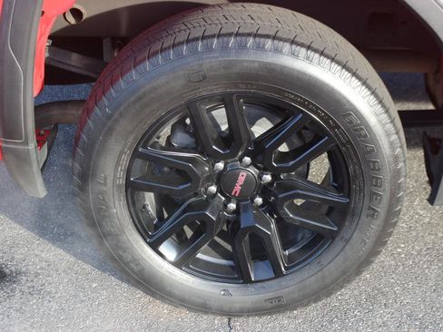 Used 2022 GMC Sierra 1500 Elevation AWD/4WD image 38