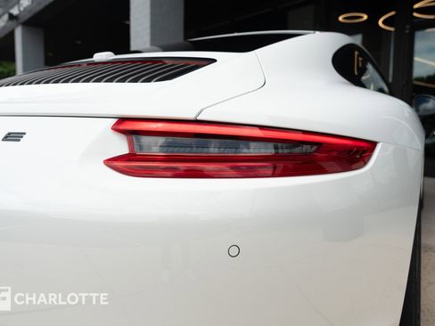Used 2019 Porsche 911 Carrera T image 18