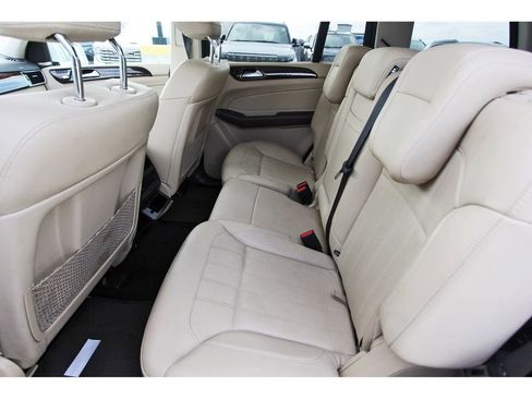 Used 2017 Mercedes-Benz GLS 450 4MATIC image 7