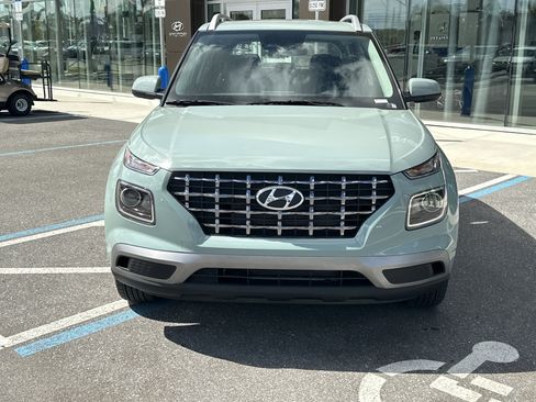 New 2026 Hyundai Venue SEL image 4