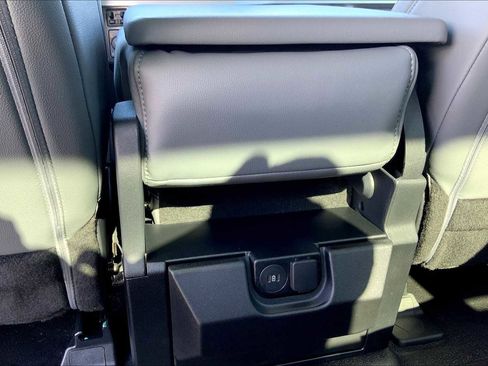 New 2026 Ford F250 XL w/ XL Chrome Package image 16