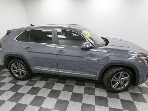 Used 2024 Volkswagen Atlas Cross Sport SEL R-Line image 6