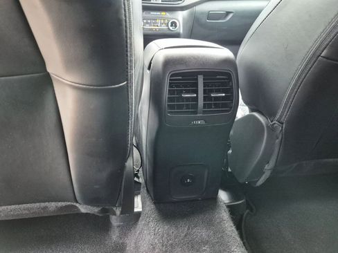 Used 2025 Ford Escape ST-Line FWD image 25