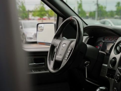 Used 2014 Ford F150 Raptor w/ Equipment Group 801A Luxury image 40