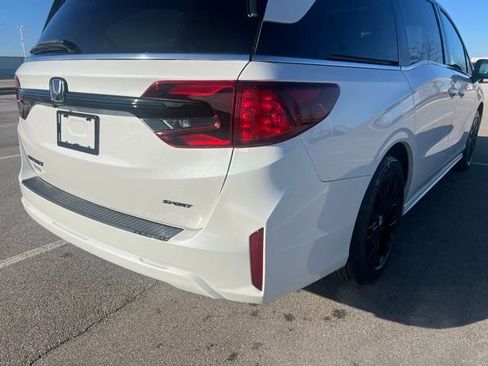 New 2026 Honda Odyssey Sport-L image 9