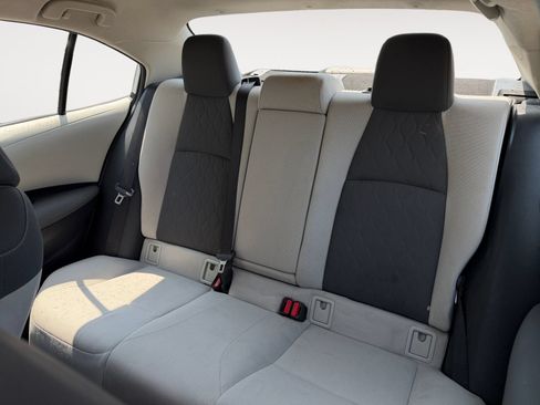 Used 2020 Toyota Corolla LE FWD image 13