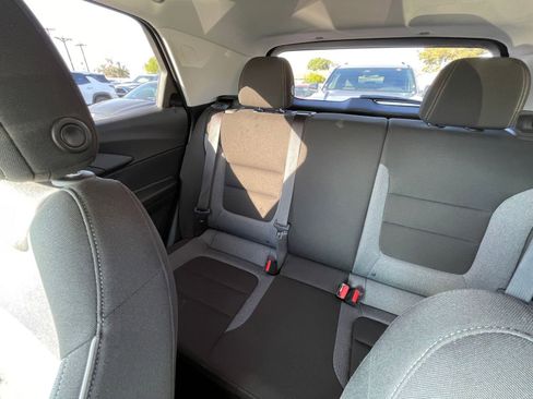 Used 2025 Chevrolet TrailBlazer LT image 37