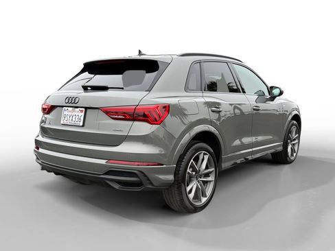 Certified 2025 Audi Q3 2.0T Premium w/ Convenience Package image 5