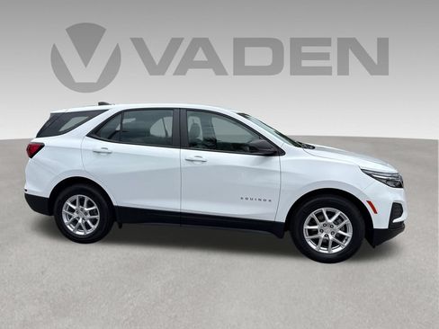 Used 2023 Chevrolet Equinox LS FWD image 31