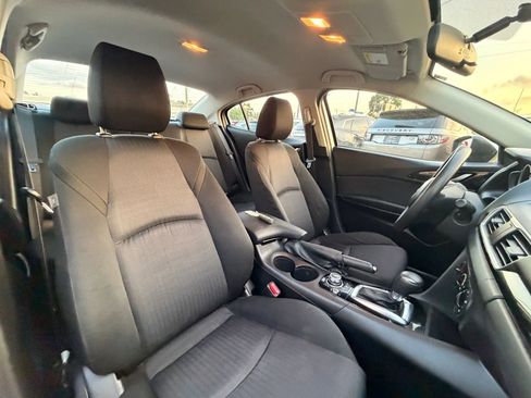 Used 2015 MAZDA MAZDA3 i Sport FWD image 21
