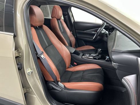 Certified 2024 MAZDA CX-30 Carbon AWD/4WD image 23