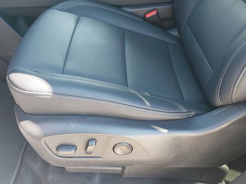 Used 2024 Chevrolet Traverse LT w/ Trailering Package image 25