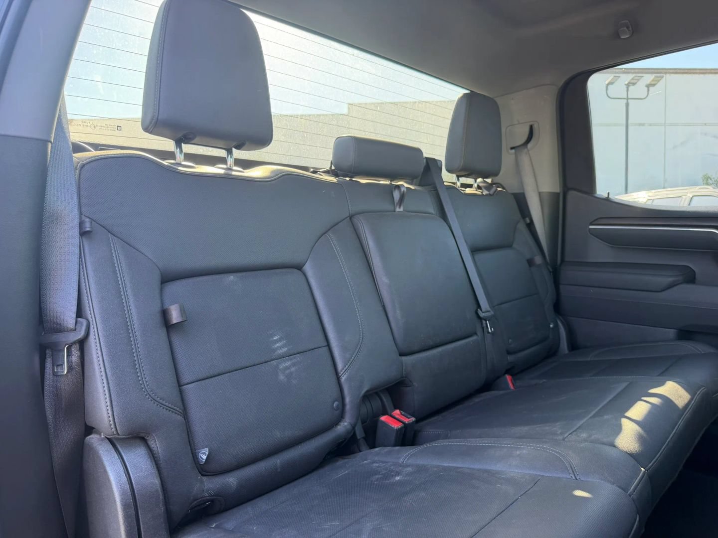 Used 2025 GMC Sierra 1500 SLT AWD/4WD image 18