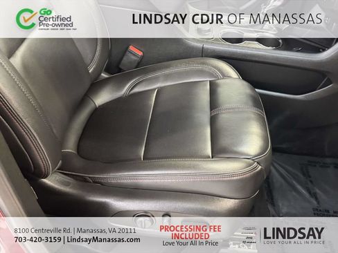 Used 2023 Chevrolet Traverse RS AWD/4WD image 13