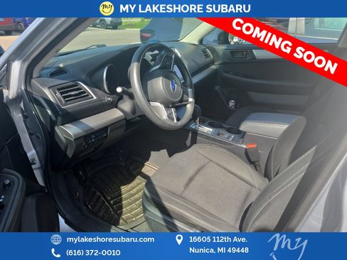 Used 2018 Subaru Outback 2.5i AWD/4WD image 9