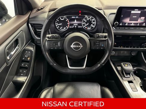 Certified 2022 Nissan Rogue SV w/ SV Premium Package image 18