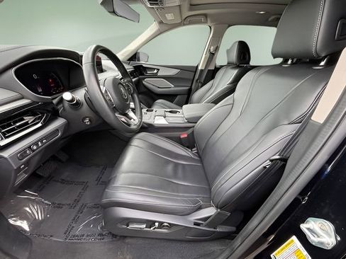 Used 2023 Acura MDX FWD w/ Technology Package image 3