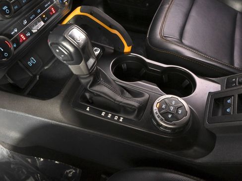 Used 2022 Ford Bronco Badlands image 33