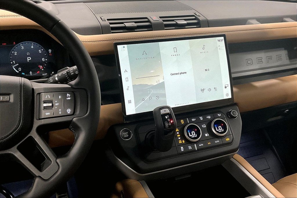 New 2026 Land Rover Defender 110 X AWD/4WD image 6