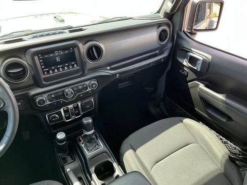 Used 2023 Jeep Wrangler Unlimited AWD/4WD image 13