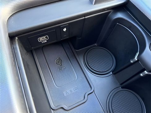 Used 2025 Hyundai Palisade Calligraphy image 40