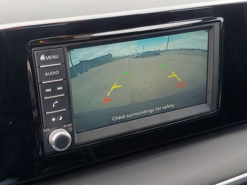 Used 2025 Nissan Kicks S AWD/4WD image 20