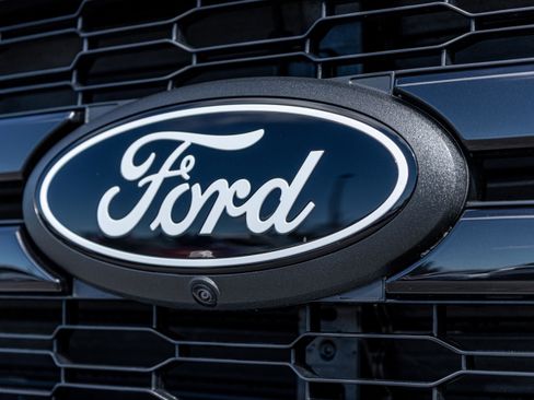 New 2025 Ford F150 Lariat w/ Equipment Group 502A High AWD/4WD image 26