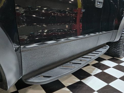 Used 2010 Ford F150 Raptor image 23