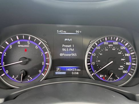 Used 2017 INFINITI Q50 3.0t Premium RWD image 12