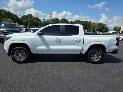 Used 2024 Chevrolet Colorado LT w/ LT Convenience Package II RWD image 19